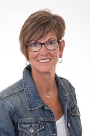 Movers & Shakers: Hegg, Ultimate Software, Claims Associates Inc., The  Jones Financial Cos.