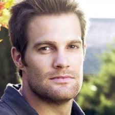 Geoff Stults Agent