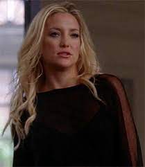 In the clip, hudson not only shows off her footwork but also her. Fashion Of Glee Kate Hudson Wore Urban Chic T By Alexander Wang Sheer Long Sleeve Boat Neck Tunic W Pointelle Sleev Kate Hudson Hair Kate Hudson Glee Fashion