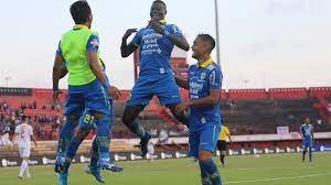 Bobotoh ricuh, persib vs persija bunuh, persib vs persija berakhir ricuh, persija vs persib b, live streaming persija vs persib b, highlight persija vs persib b, persib vs • 1,1 млн просмотров 2 года назад. Hal Hal Menarik Saat Persib Bandung Jungkalkan Persija Jakarta 2 0 Maung Mengaum Lawan Kelelahan Tribunnews Com Mobile