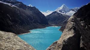 Wählen sie aus einer vielzahl ähnlicher szenen aus. Tageswanderung Laguna Paron Andinotrek Huaraz Peru