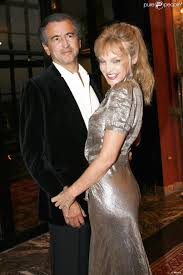 Arielle took the pseudonym arielle dombasle in memory of her mother who died at the age of 36. Arielle Dombasle Et Bernard Henri Levy Purepeople