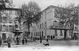 Découvrez toutes les cartes postales de vos villes et villages classées par régions et départements. Photos Et Carte Postales Anciennes De Salon De Provence Mairie De Salon De Provence Et Sa Ville