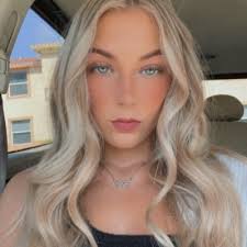 Kaylee Cook's Instagram, Twitter & Facebook