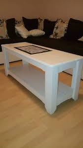 2 tiered pallet coffee table: Sleek Coffee Table Made From Two Pallets 1001 Pallets