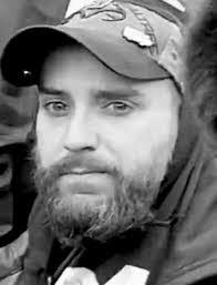 Dustin Carlton's Instagram, Twitter & Facebook