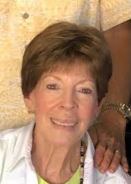 Barbara Robitaille's Instagram, Twitter & Facebook