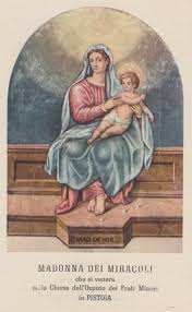 In zona c'erano, come sempre, tantissimi fedeli e turisti, alcuni che hanno immortalato la scena con i propri cellulari. Madonna Dei Miracoli Pistoia Katie King Libreria