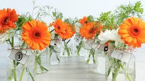 Do cut flowers last longer in warm or cold water? Put It To The Test Which Of These 8 Home Remedies Will Make Your Fresh Flowers Last Longer