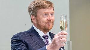 Rey Guillermo Alejandro de Países Bajos cumplió 54 años con una popularidad  disminuida por polémicas
