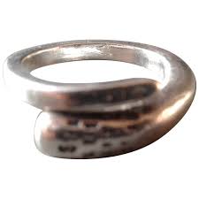En esta nueva categoria dedicada a cadenas de preguntas para sus novios o novias, estas son cadenas para whatsapp de preguntas hot y atrevidas, las cuales solo le pueden hacer a su pareja o a ese amigo o amiga con quien se tienen ganas, recuerda que estas interrogantes que ponemos a tu disposición revelaran las. Cadenas De Sexo Caliente Oferta Online Dhgate Com