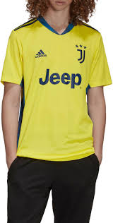 After replacing its iconic stripes with artistic brush strokes for its 2020/21 home strip, italian giant juventus has unveiled its away kit that continues in the same vein. Shirt Adidas 20 21 Juventus Gk Jersey Shortsleeve Top4football Com