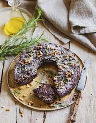 Gateau Sans Gluten Au Chocolat Huile D Olive Pignons Et Romarin Recette En 2020 Gateau Chocolat Sans Gluten Idee Recette Idee Repas Facile