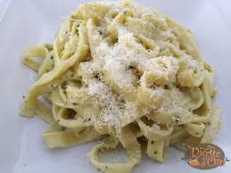 Pasta con il pesto e. Pasta Pesto E Philadelphia Ricette D Oro