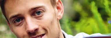 Pushing boundaries together. Through research. For society.