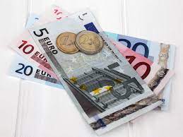 Spanish currency or the currency used in spain is euro as it is located in southern portion of the exchange rate is 1 euro=166.386 pesetas.pesetas, the old spain currency lost its legal tender. Countries Using The Euro As Their Currency