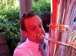 Hello everyone, I have a question about the autopilot of the Cirrus Vision  Jet. How can you use the APP (Approach mode)? I play MSFS 24