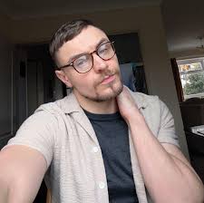 I can't be the only one 😭