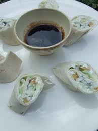 Epingle Sur Wraps Au Roquefort Noix Pomme Verte Sauce Vinaigre De Noix