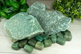 Aventurine Meaning: The Stone of Opportunity and Good Fortune