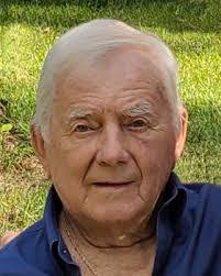 Danielle Studley's Instagram, Twitter & Facebook