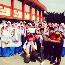 They were up against 25 other schools who were properly trained and prepared for the competition. Cheryl Ann Fernando The Story Of The Teacher Who Inspired The Film Adiwiraku Varnam My