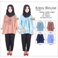 Hanya dengan baju atasan ini aja, dijamin penampilan kamu makin oke punya. Kresy Blouse Baju Atasan Wanita Modern Model Terbaru Harga Murah Di Solo Tribunjualbeli Com
