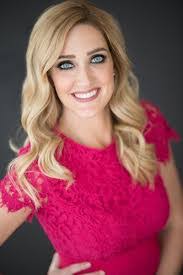 Lindsey Sisk's Instagram, Twitter & Facebook