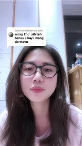 Malina Wong's Instagram, Twitter & Facebook