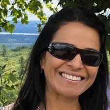 Viviane Gravina (@VivianeGravina)