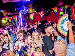 Are you interested in fantastic nightlife, beautiful waterfront views, and popular shops? 9 Absolute Best Clubs In Liverpool