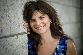 Guylaine Tremblay Sera Une Prisonniere Dans Unite 9 Actrice Musique Film Comedien