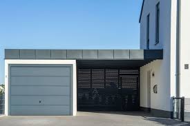 Laumer Garagenbau Einzelgarage Foto Sascha Kletzsch Laumer Garage Einzelgarage Fertiggarage Betonfertiggarage To Garagenbau Fertiggaragen Garagentore