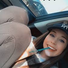 Marissa Mora (@missa619)