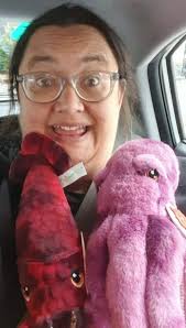 Louise Ratcliffe's Instagram, Twitter & Facebook