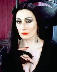Morticia Addams-Anjelica Huston🖤🥀🦇