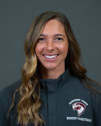 Stephanie Anderson's Instagram, Twitter & Facebook