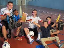 Kelyn Rowe And Stephen Mccarthy Spend Time With Kids At The Home For Little Wanderers Longview Farm In Walpole Photo Credit Bos Photo Credit Photo Longview