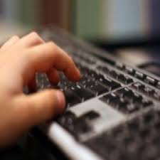 Pentru utilizarea accesului controlat la dosarul fiscal, contribuabilii pot solicita emiterea unui certificat digital în baza formularelor (152) „cerere pentru utilizarea unui certificat calificat şi (153) „cerere pentru revocarea dreptului de utilizare a serviciului acces controlat la informaţiile cuprinse în dosarul fiscal. Afla Ce Datorii Ai La Stat Din Fata Calculatorului Fisa Sintetica A Contribuabililor Actualizata Lunar Pe Site Ul Anaf