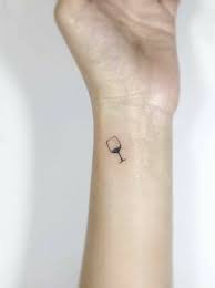 Sonra bilek narin dövme süsleyin. Taco Placement Thin Lines Example Dovme Fikirleri Dovme Mini Tattoos