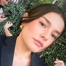 Allie Hyde's Instagram, Twitter & Facebook