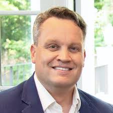 Christy Elwell's Instagram, Twitter & Facebook