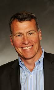 1627 Waterford Dr, Bowling Green, OH 43402