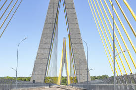 Lula e Peña inauguram nova ponte Brasil-Paraguai, no Paraná, após 33 anos de tratativas