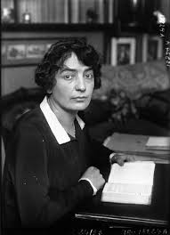 Suzanne Grinberg, SAINT-JEAN-DE-BRAYE