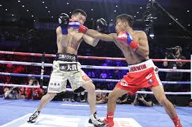 Jerwin juntilla ancajas (1 ocak 1992 doğumlu) filipinli profesyonel boksör. Jerwin Ancajas Batters Ryuichi Funai Scores 7th Round Stoppage To Retain Title The Ring