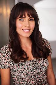 Anna Barraza's Instagram, Twitter & Facebook