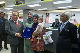 Pusat sehenti usahawan wilayah diwujudkan untuk membolehkan usahawan mendapat sokongan dan bantuan di bawah satu bumbung. Kpdnhep Ø¹Ù„Ù‰ ØªÙˆÙŠØªØ± Lawatan Ybtm Kpdnkk Dato Henry Sum Agong Ke Agensi Di Bawah Kpdnkk Ssmofficialpage Themycc Caringministry