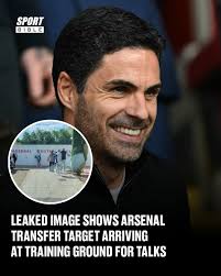David De Gea has now made as many saves in this World Cup as Luis Suarez  made in 2010... 👐😂