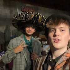 Adam Machado (@itz_adammmmmm) • Instagram photos and videos